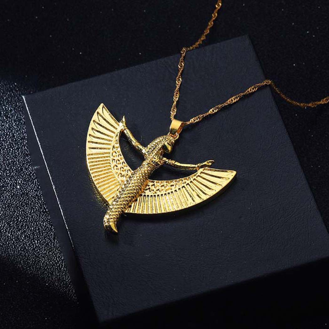 Qiamni Egyptische Godin Isis H - Men Fashion Egypt recensie en prijs